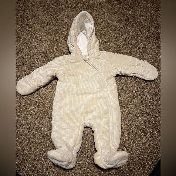 Other - Neutral Ivory Hooded Baby One-Piece Snowsuit